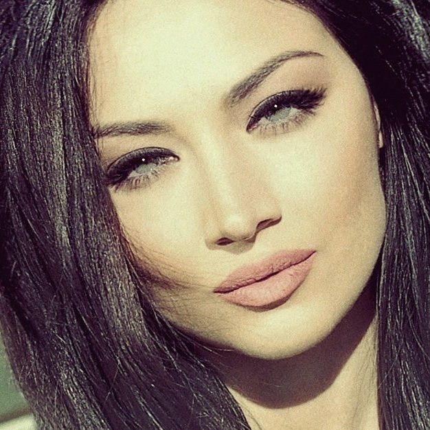 Claudia Lynx (Shaghayegh)